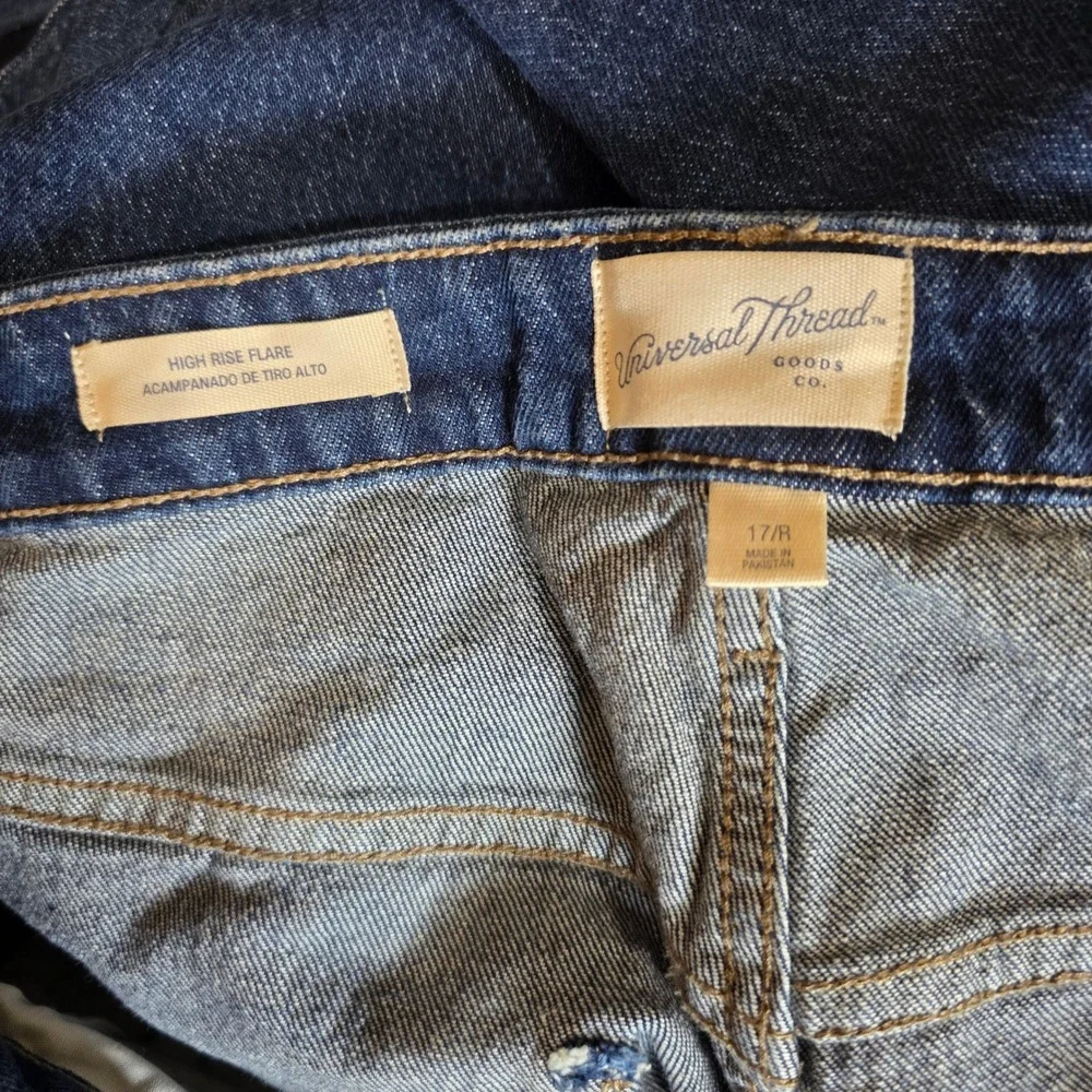 Universal Thread High Rise Flare Jeans Dark Wash Denim Comfort Stretch 17‎